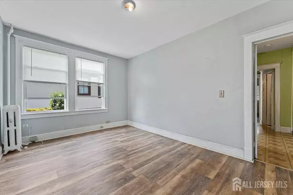 Highland Park, NJ 08904,117-119 N 3rd AVE