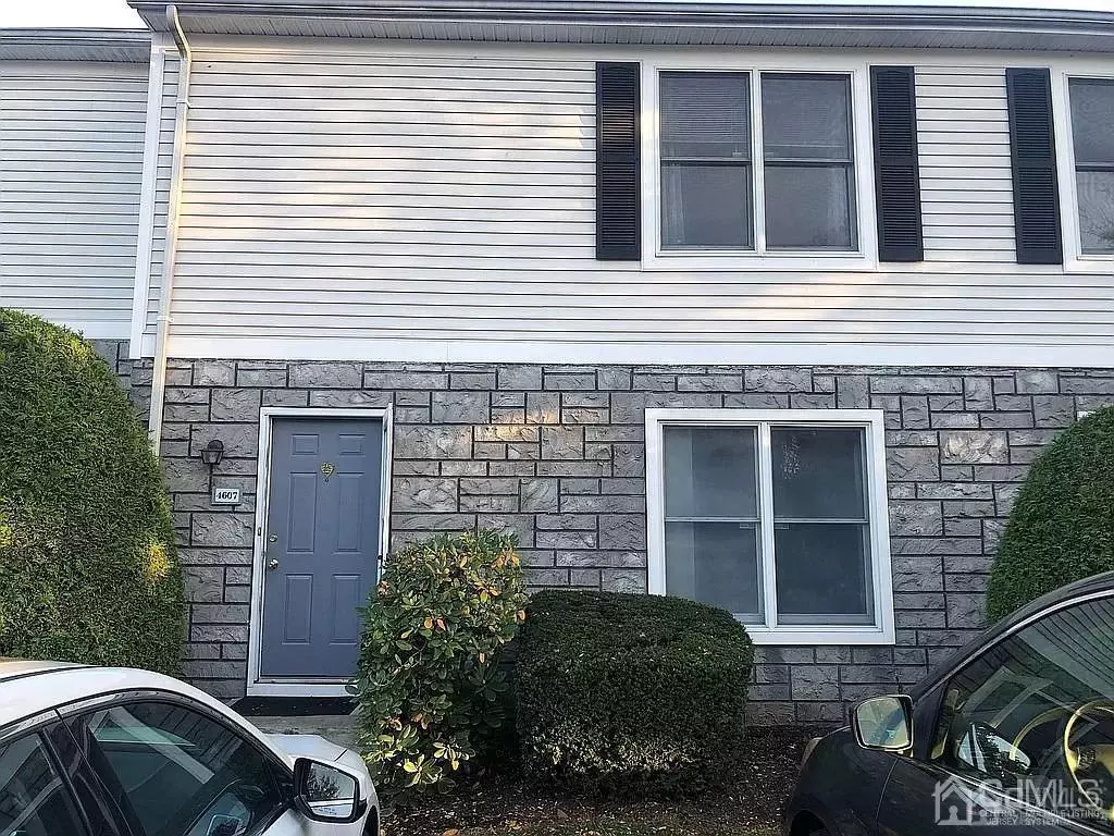 Edison, NJ 08817,4607 Hana RD