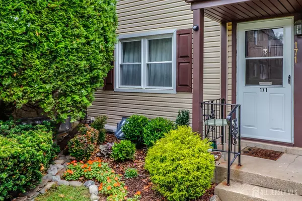 Metuchen, NJ 08840,171 Rose ST