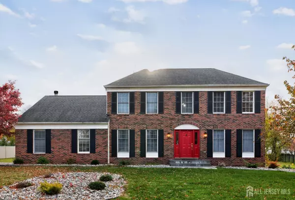 4 St Andrews DR, Washington Twp, NJ 07882