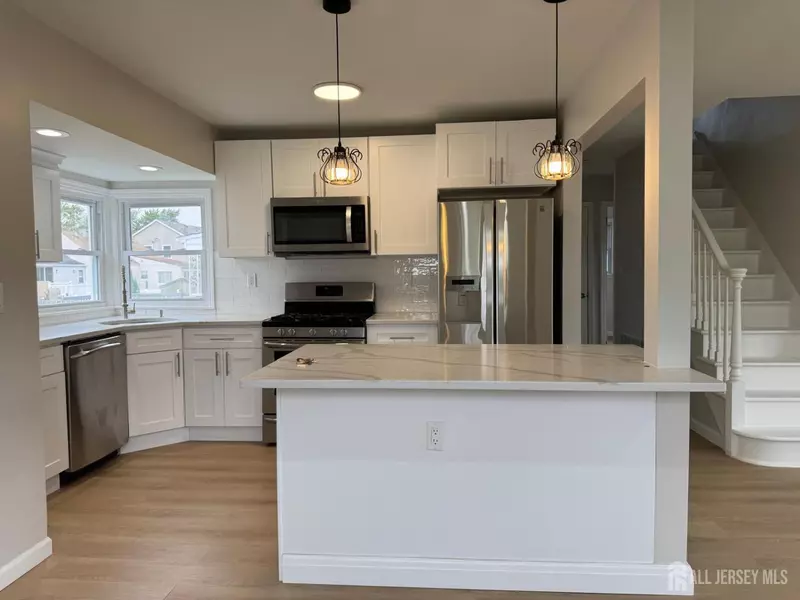 138 Bedford AVE, Iselin, NJ 08830