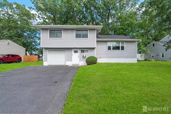 Jamesburg, NJ 08831,26 Half Acre RD