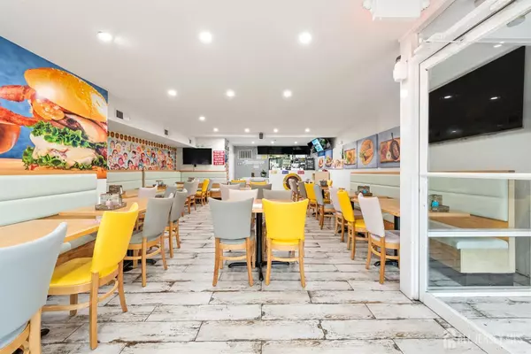 Elizabeth, NJ 07201,945 Elizabeth AVE