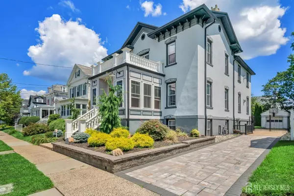 Metuchen, NJ 08840,32 William ST