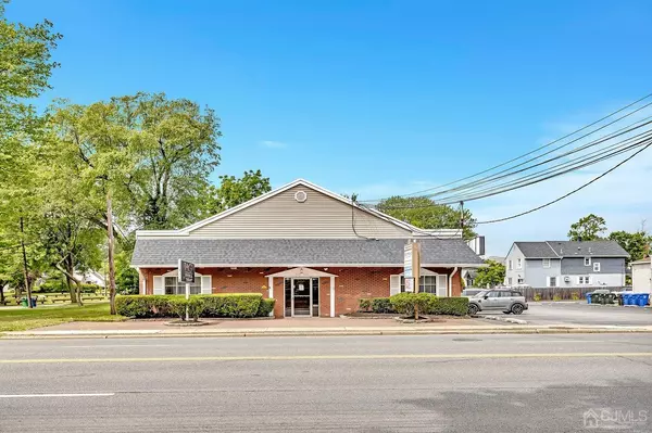 Woodbridge Proper, NJ 07095,453 Amboy AVE #2