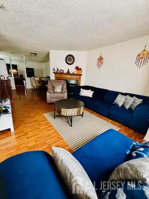South Brunswick, NJ 08824,64 Colleen CT