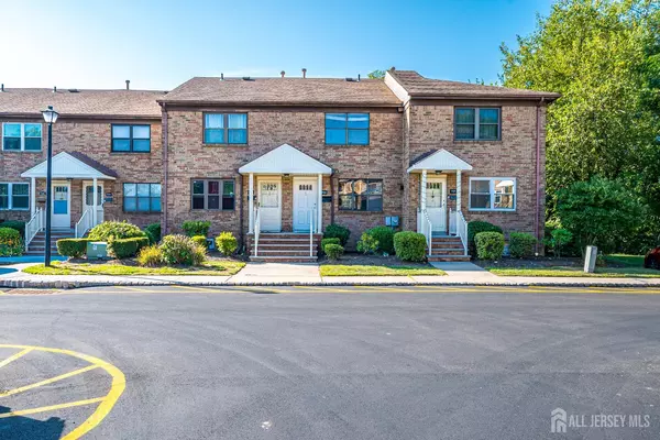 Woodbridge Proper, NJ 07095,702 Sharon Garden CT