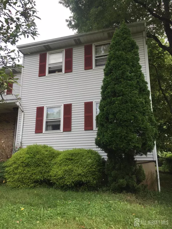 Edison, NJ 08817,17 Jill CT