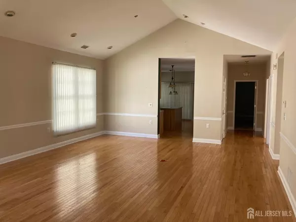 Hamilton, NJ 08690,7 Swallow DR
