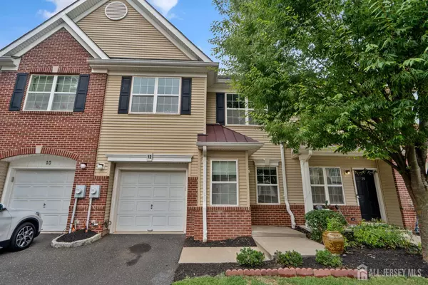 12 Masters BLVD, Piscataway, NJ 08854