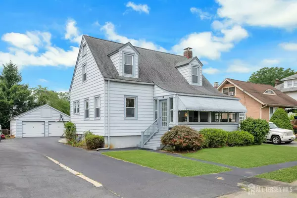 Boonton Town, NJ 07005,141 Roessler ST