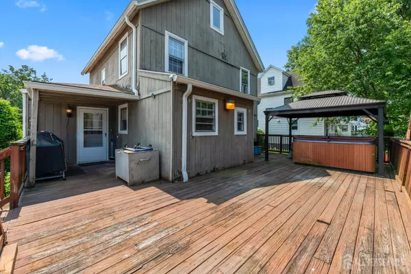 Jamesburg, NJ 08831,14 Hooker ST