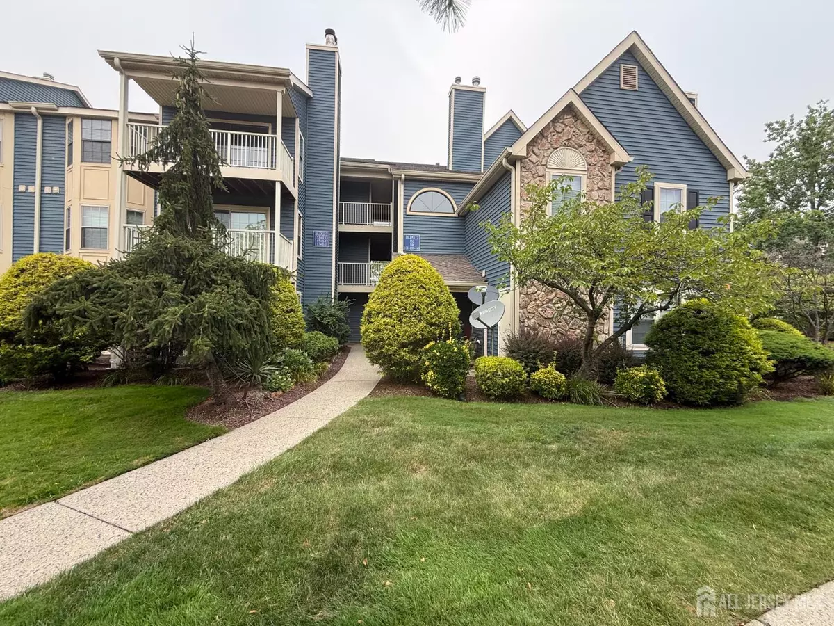 East Brunswick, NJ 08816,151 Longfield CT