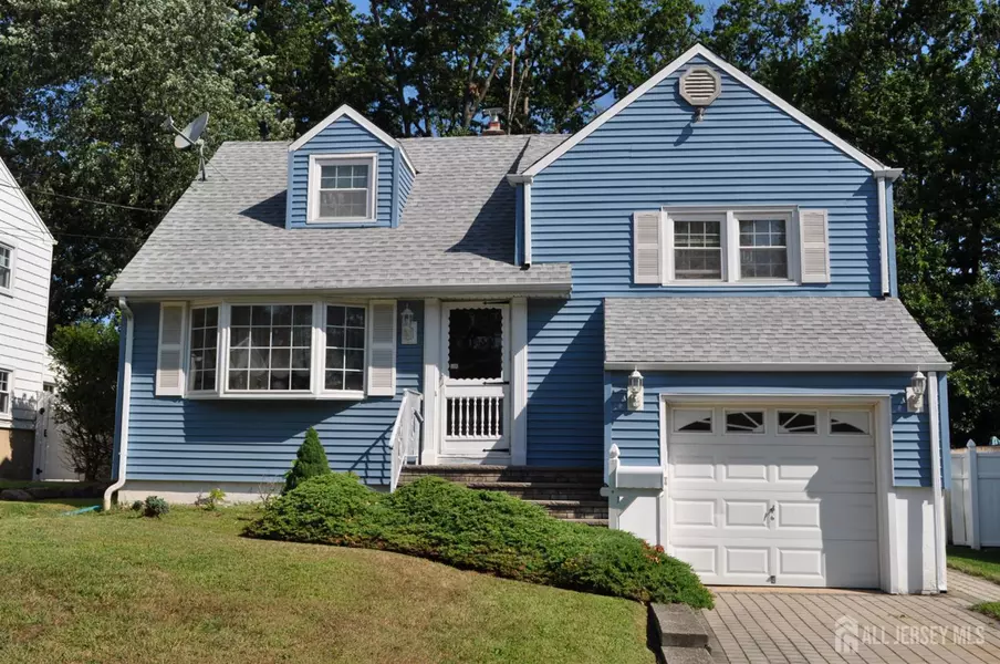 30 Overlook TER, Fords, NJ 08863