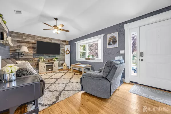 Spotswood, NJ 08884,74 Clyne AVE
