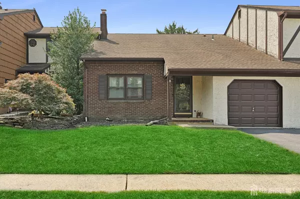 Sayreville, NJ 08872,8 Ashford CT #1208