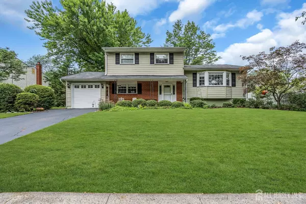 North Brunswick, NJ 08902,1511 S Indian PL S