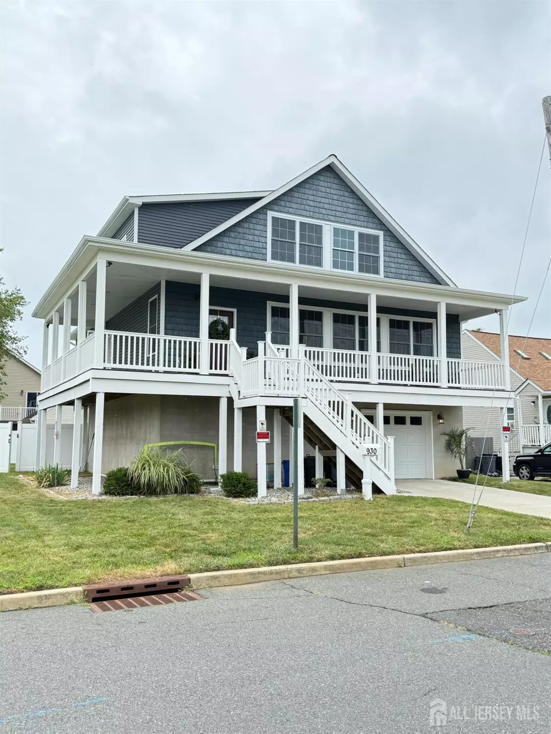 Union Beach, NJ 07735,930 Center ST