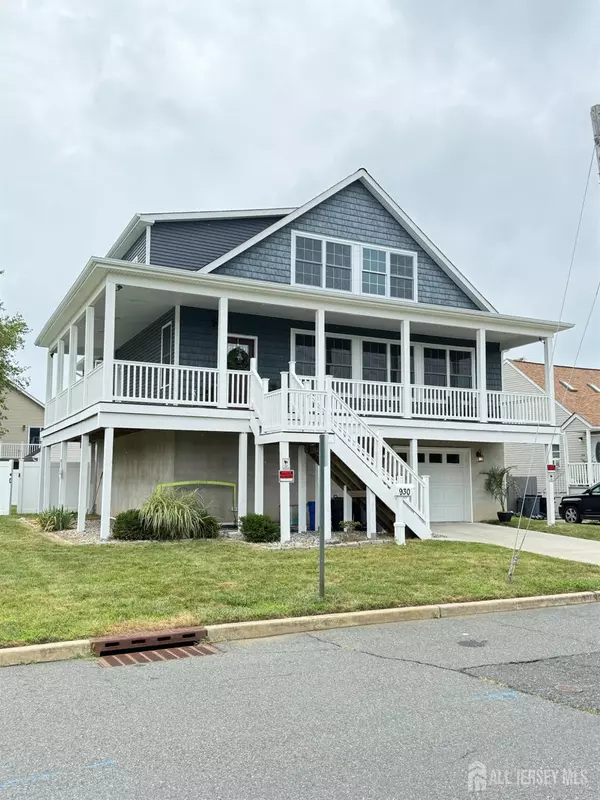 930 Center ST, Union Beach, NJ 07735