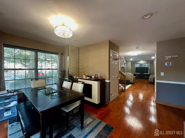 North Brunswick, NJ 08902,170 Salem RD