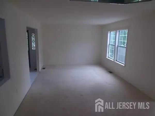 Monroe, NJ 08831,29 Hillsborough DR #B