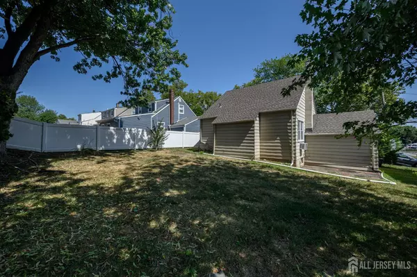 Clifton, NJ 07013,15 Edison ST