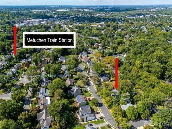 Metuchen, NJ 08840,32 Stirling CT