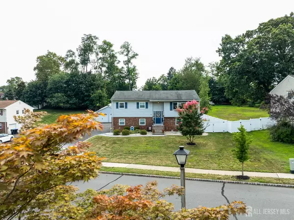 40 Helena ST, East Brunswick, NJ 08816