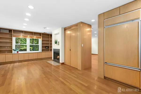 Scotch Plains, NJ 07076,22 Harwich CT