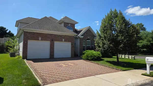 17 Aquaduct RD, Monroe, NJ 08831