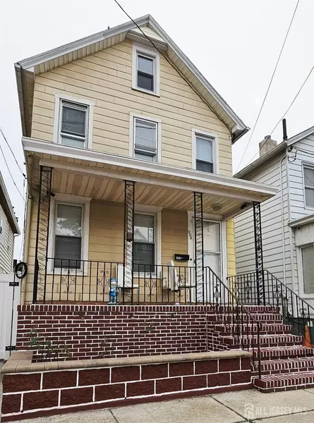 302 SANDFORD ST, New Brunswick, NJ 08901