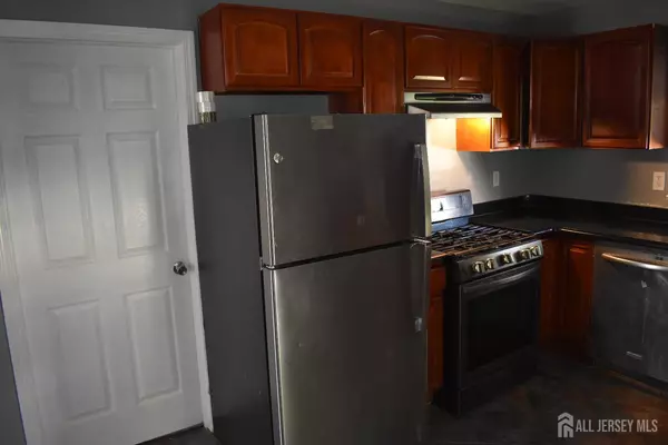 Carteret, NJ 07008,100 Randolph ST