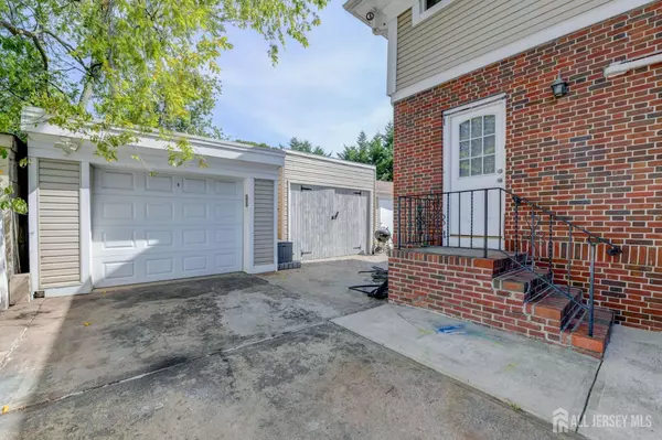 Fords, NJ 08863,102 Maxwell AVE