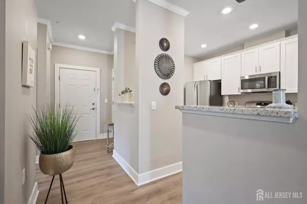 Monroe, NJ 08831,1022 Vanderbergh BLVD #1022