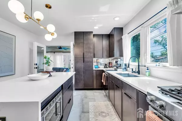 Cranford, NJ 07016,247 Walnut AVE