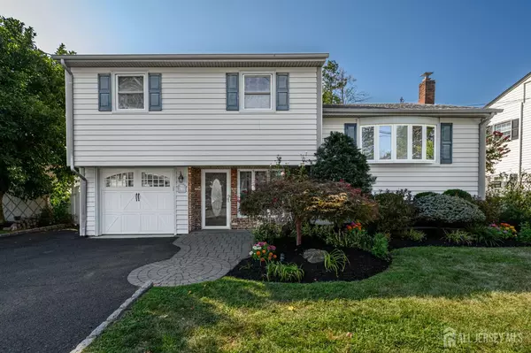 718 Midvale PL, Linden, NJ 07036