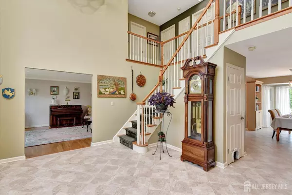 Monroe, NJ 08831,20 Talmadge DR