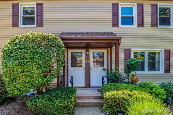 Metuchen, NJ 08840,140 Newman ST