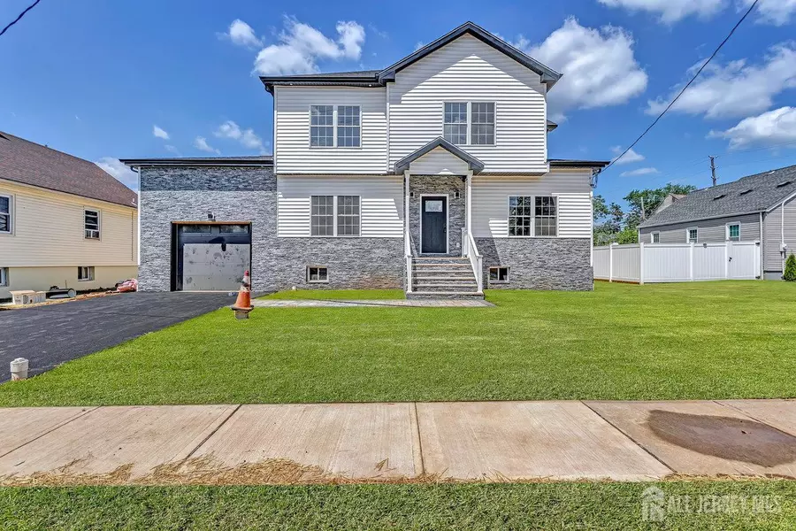 418 Bergen ST, South Plainfield, NJ 07080