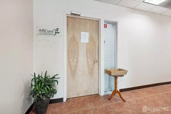 Monroe, NJ 08831,350 Forsgate DR