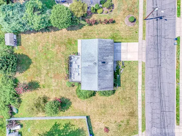 Milltown, NJ 08850,10 Janet CT