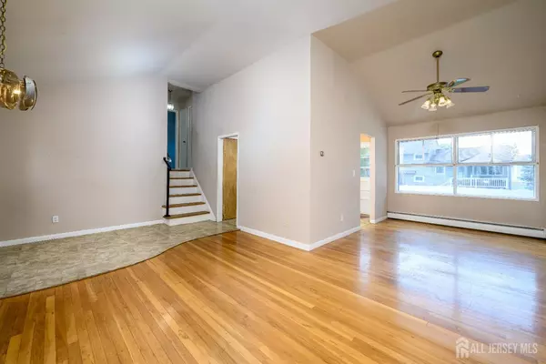 Colonia, NJ 07067,53 Sterling DR