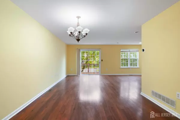 Old Bridge, NJ 08879,33 Chimney CT