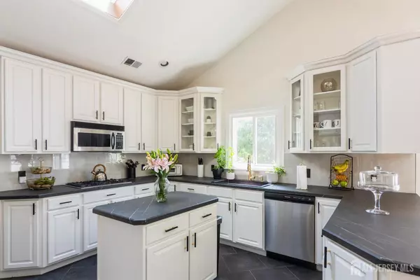 Old Bridge, NJ 08857,83 Southwood DR