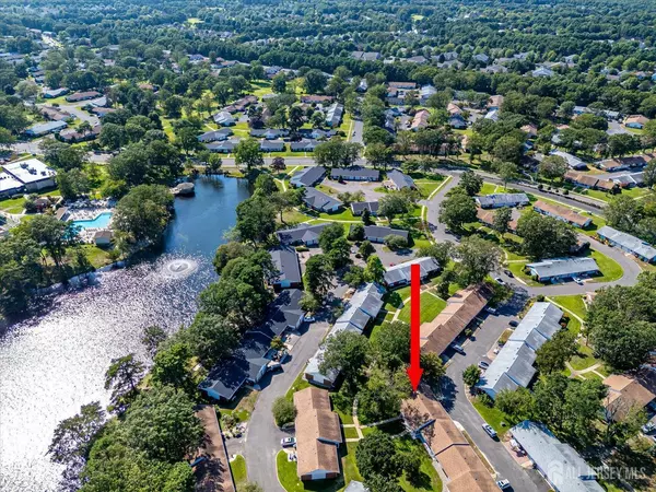 Lakewood, NJ 08701,935 Thornhill DR #A