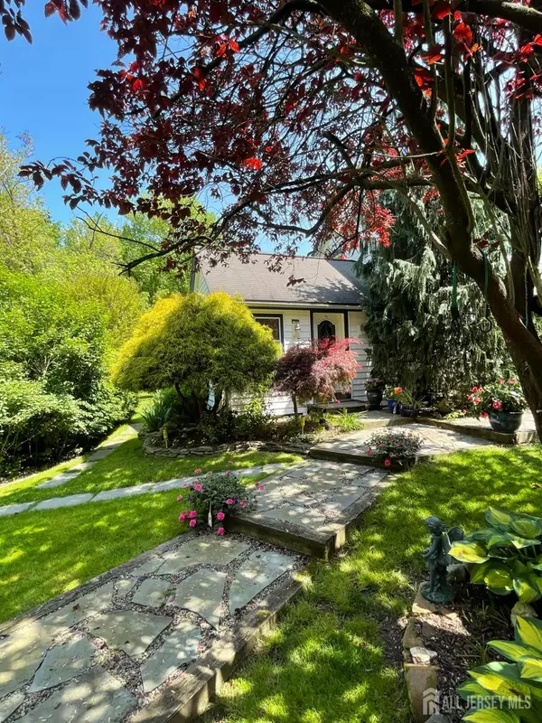 Monroe, NJ 08831,181 Disbrow Hill RD
