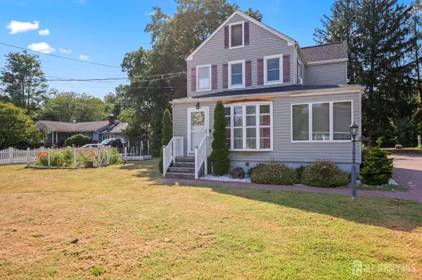 Helmetta, NJ 08828,125 Main ST