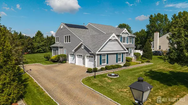 16 Bodine DR, Cranbury, NJ 08512