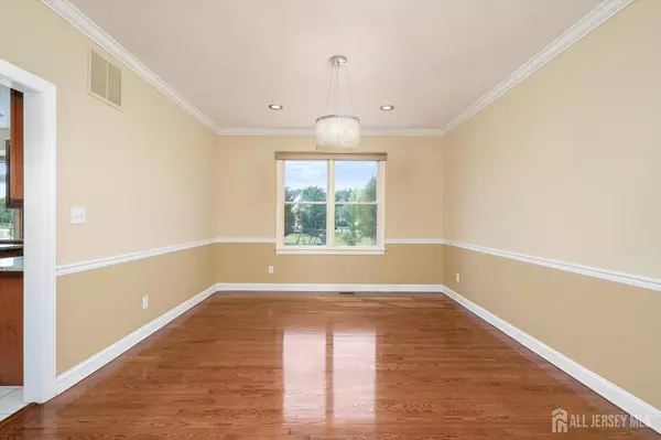 Plainsboro, NJ 08536,15 Medowlark DR