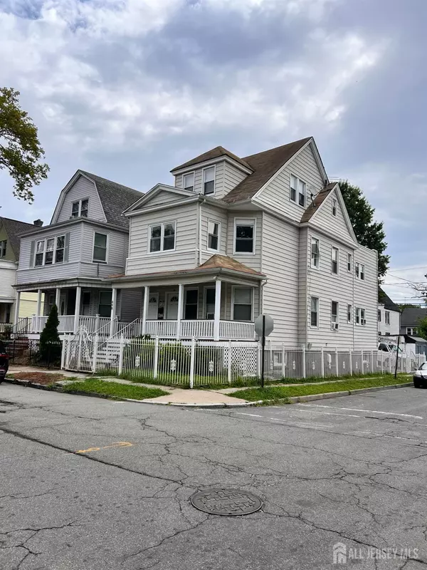 498 Norwood ST, East Orange, NJ 07018